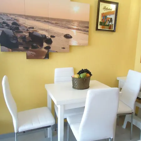 Poniente Edificio Triton Trg *