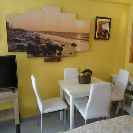 Poniente Edificio Triton Trg *