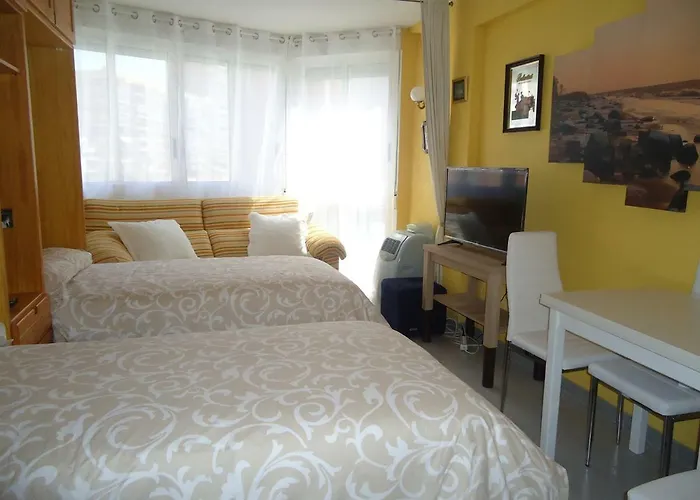 Poniente Edificio Triton Trg *