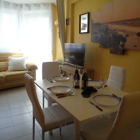 Poniente Edificio Triton Trg